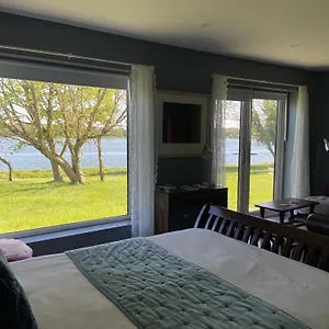 https://the-cosy-studio-by-the-shore.galwayhotelsireland.net