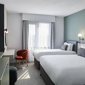 Leonardo Parnell Street Otel